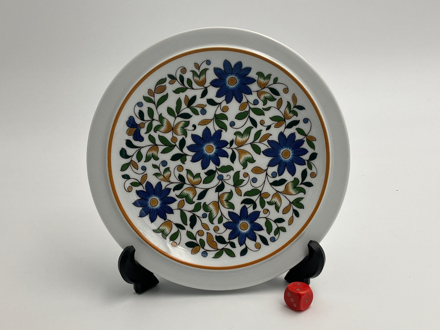 Geschirrsets: Langenthal Kaffeeservice stylisches Blumendesign 1970er – Gebraucht aus Uttigen von I_like 1