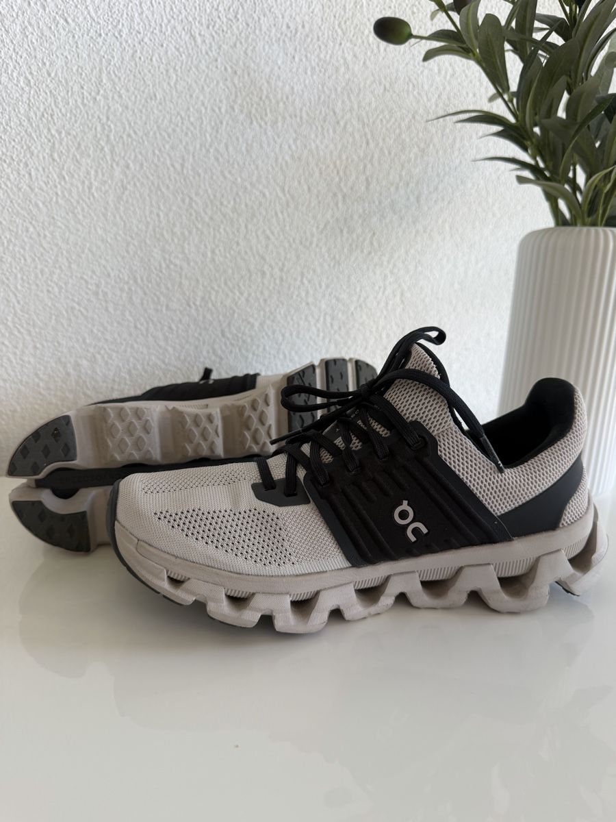 On Scarpe da donna: On Cloudswift 3 – Nuovo (secondo la descrizione) da Adlikon b.Regensdf venduto da Nicoleludha 2