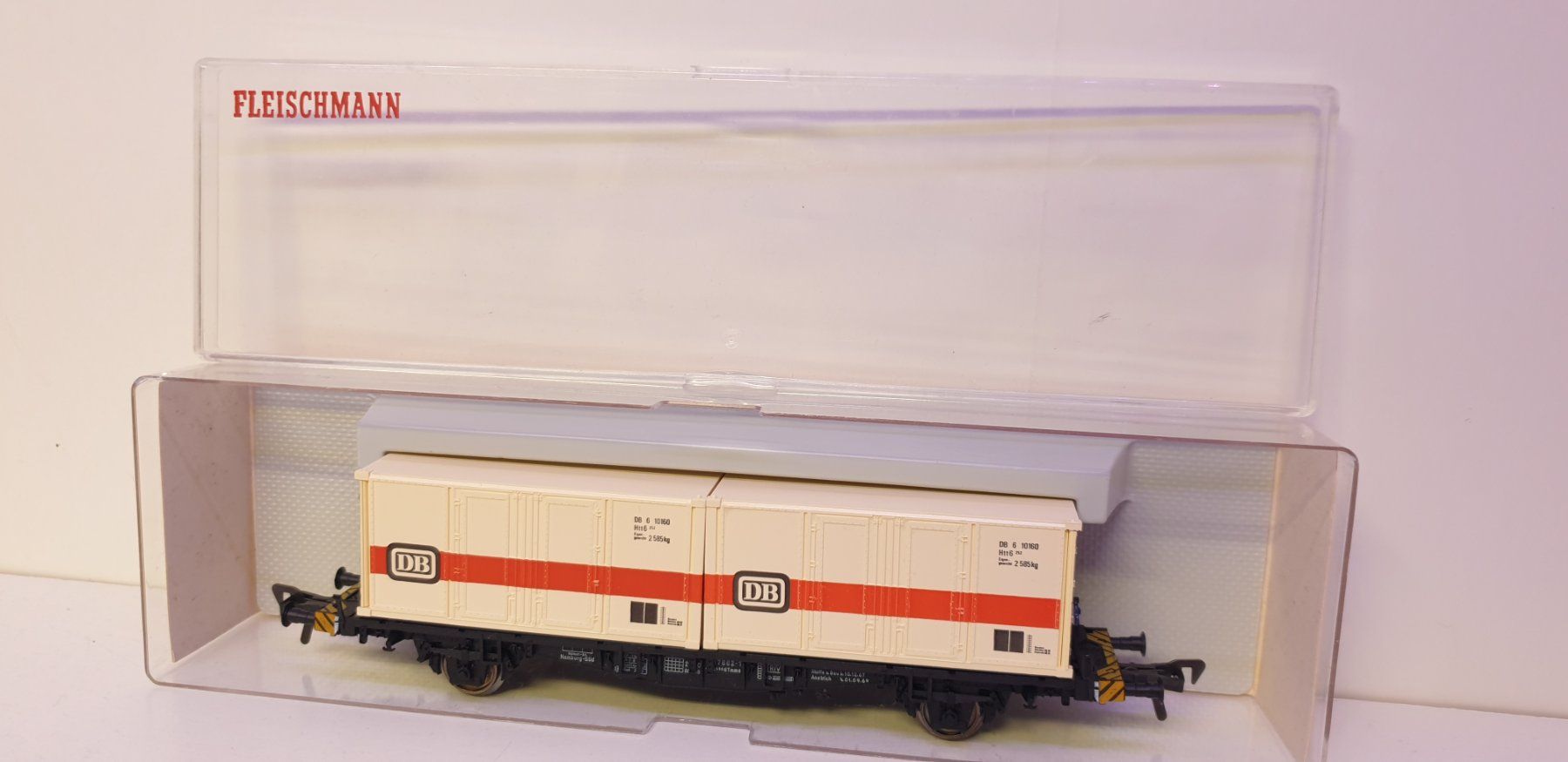 Fleischmann Modelleisenbahnen: Fleischmann Containerwagen  5232 – Neu (gemäss Beschreibung) aus Neuenhof von ludovicco