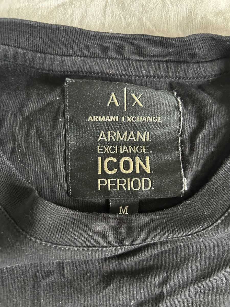 Armani T-shirt: T-shirt Armani Exchange – Usato da Sonceboz-Sombeval venduto da Anna_Maria09 2