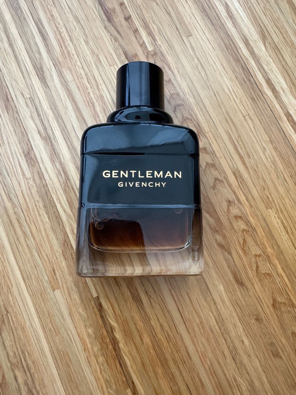 Givenchy Profumi & Eau de Toilette: Givenchy Gentleman Réserve Privée 60ml – Nuovo (secondo la descrizione) da Glattpark(Opfikon) venduto da daniel_ag
