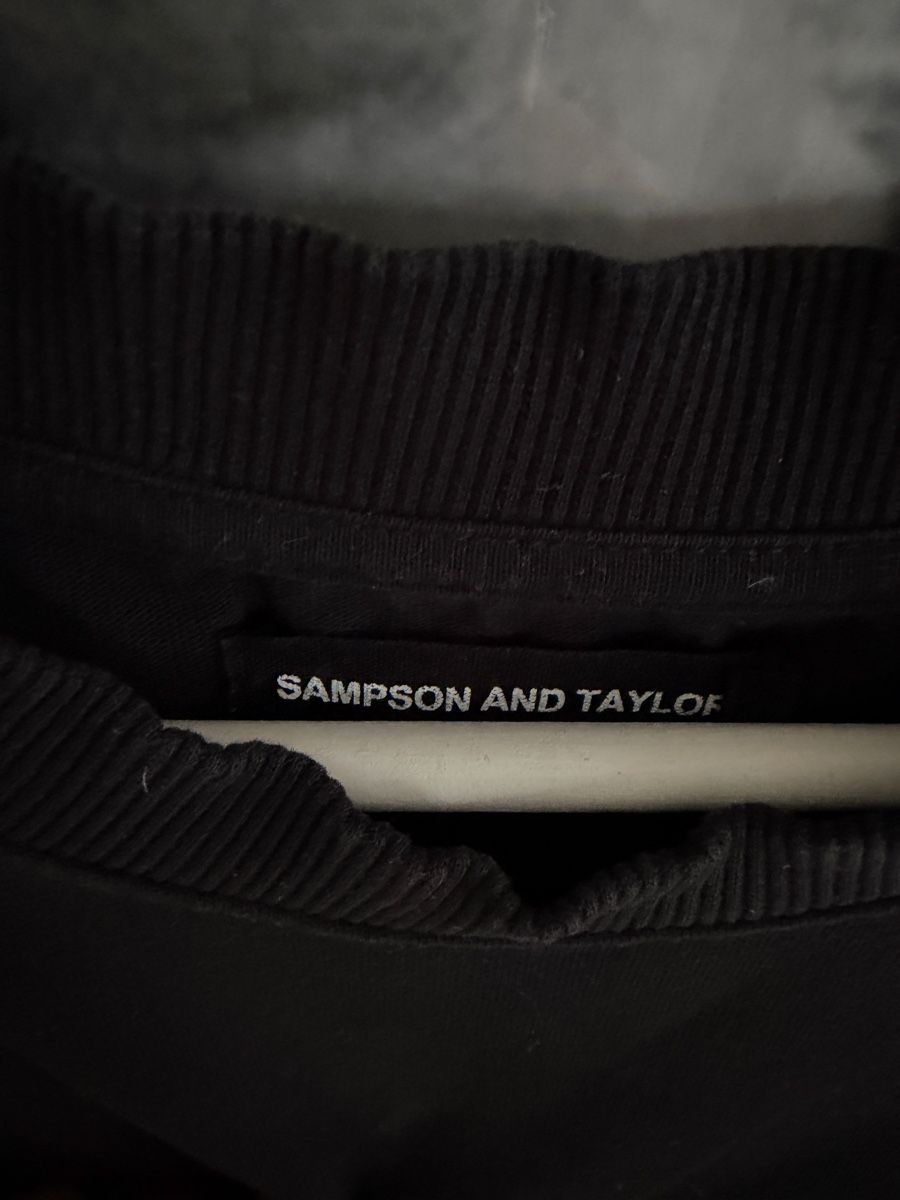 T-shirt: Sampson And Taylor T-Shirt – Usato da Zürich venduto da by.mr.evans 1