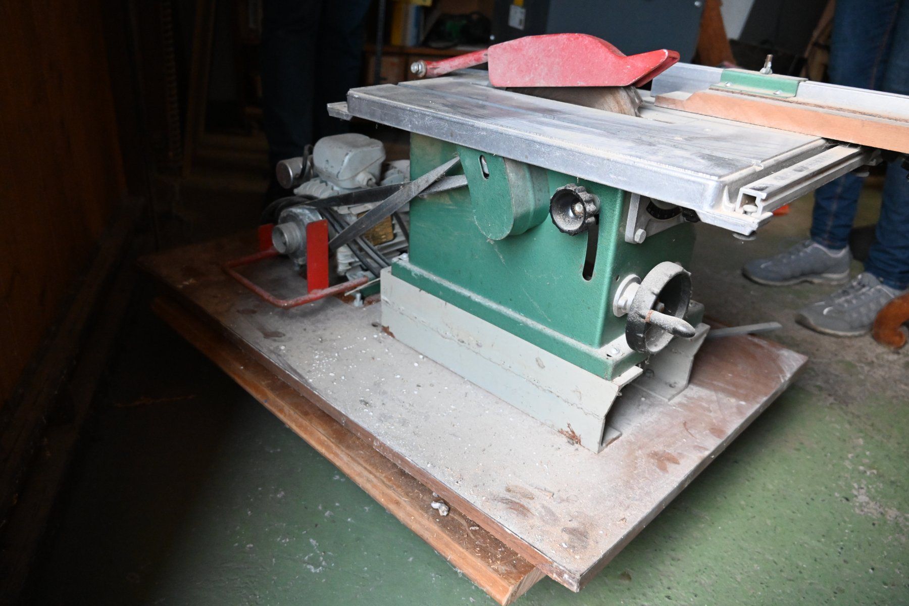 Tutte le macchine: Tischfräse – Usato da Dietikon venduto da Bhelbling 2