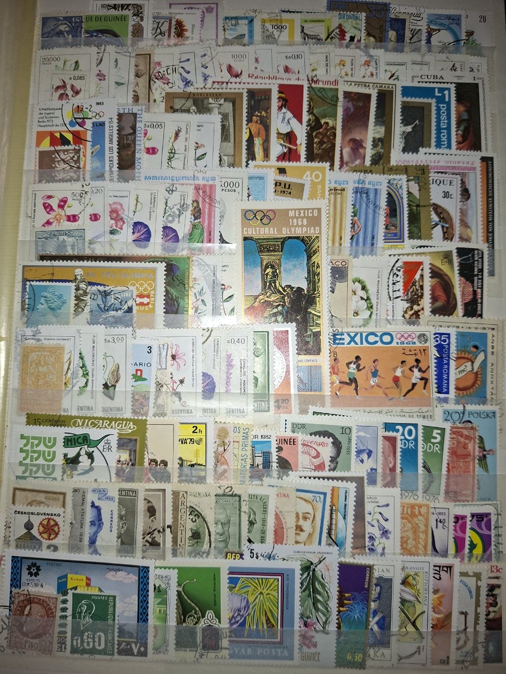 Alle Briefmarken: Briefmarkensammlung diverser länder kunterbunt eingeornet – Gebraucht aus Balgach von SIMEON27 9