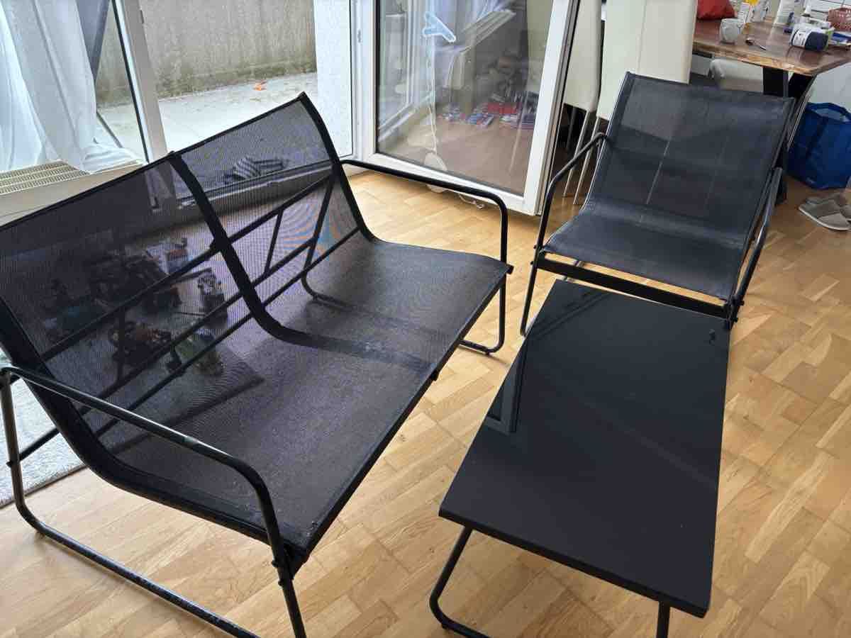 Tischset: Gartentisch Set schwarz inklusive Sitzmöbel – Gebraucht aus Eschlikon TG von sonydream79