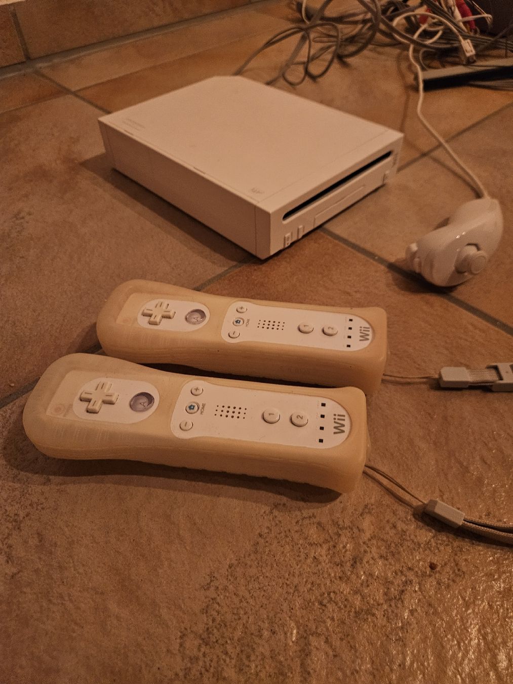 Nintendo Konsolen: Nintendo Wii – Gebraucht aus Rotkreuz von korni92