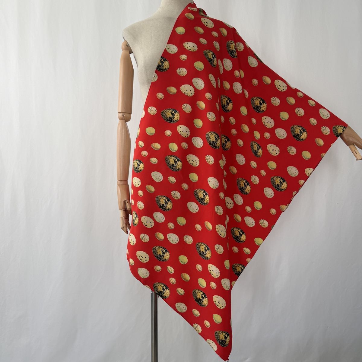 Foulard & Sciarpe: ROBERTO ANGELICO Silk Scarf – Usato da Emmen venduto da Colette-Juliette