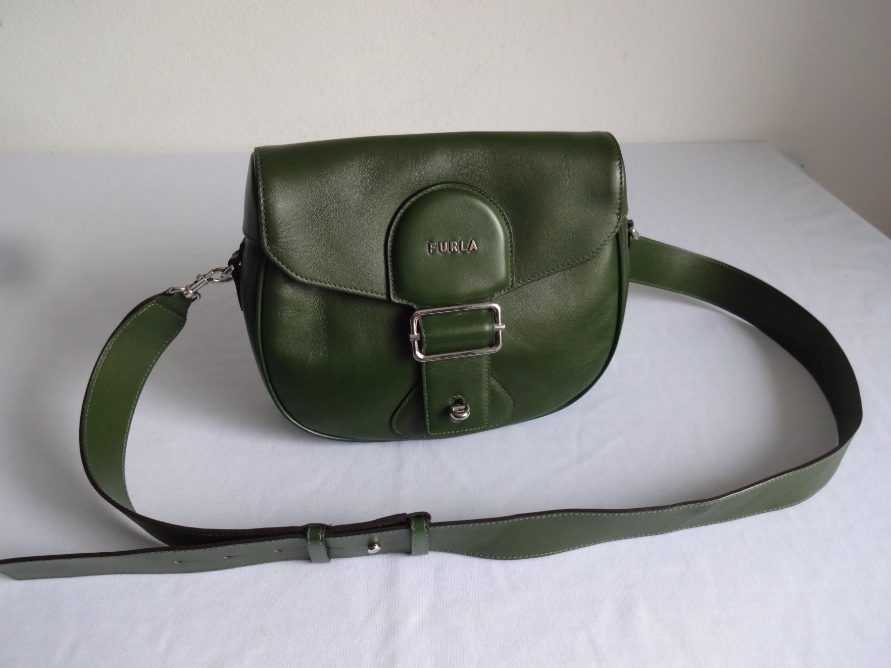 Taschen für Damen: "FRURLA" Leder Umhängetasche – Neu (gemäss Beschreibung) aus Frauenfeld von rey06