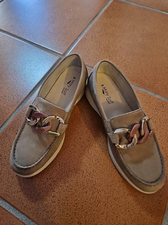 Scarpe da donna: Scarpe donna – Usato da Aurigeno venduto da dan_2xx2 2