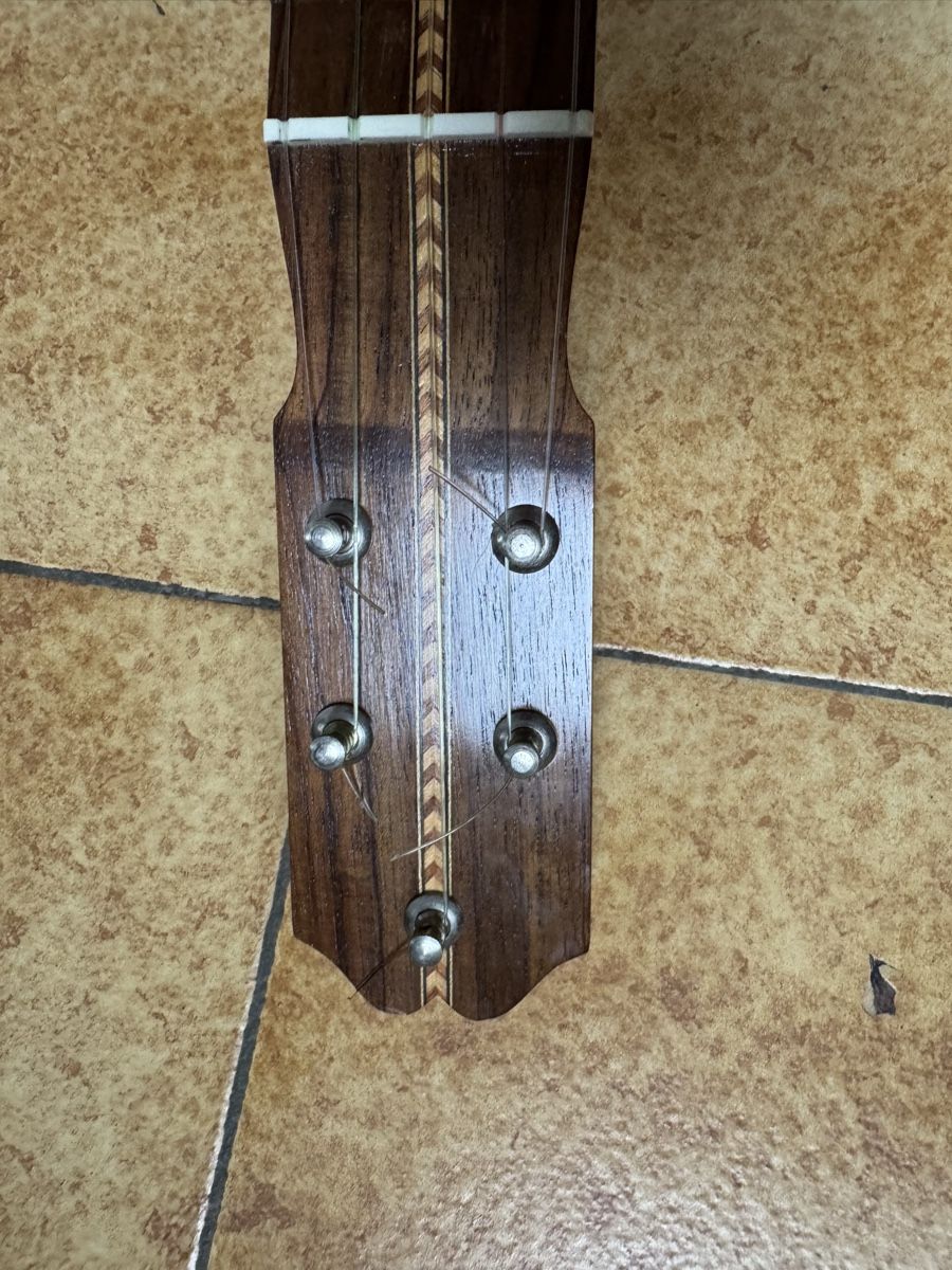 Strumenti musicali: Timple Canario (Lanzarote) – Usato da Dietikon venduto da musiko 2