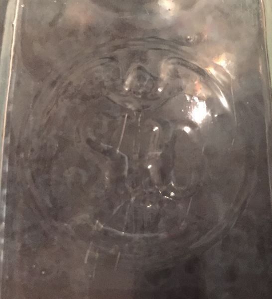 Flaschen: alte Glasflasche – Gebraucht aus Einsiedeln von Brocki59 1