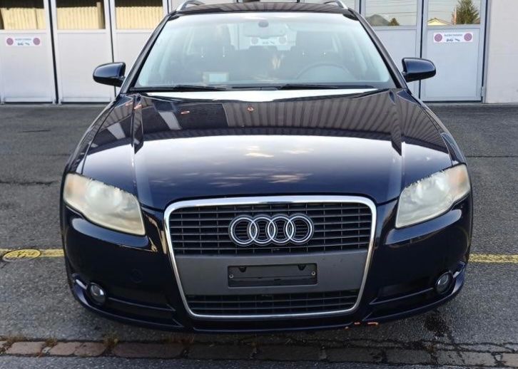 Audi Automobili: Audi A4 1.8T – Usato da Glattbrugg venduto da BlitzSale 1