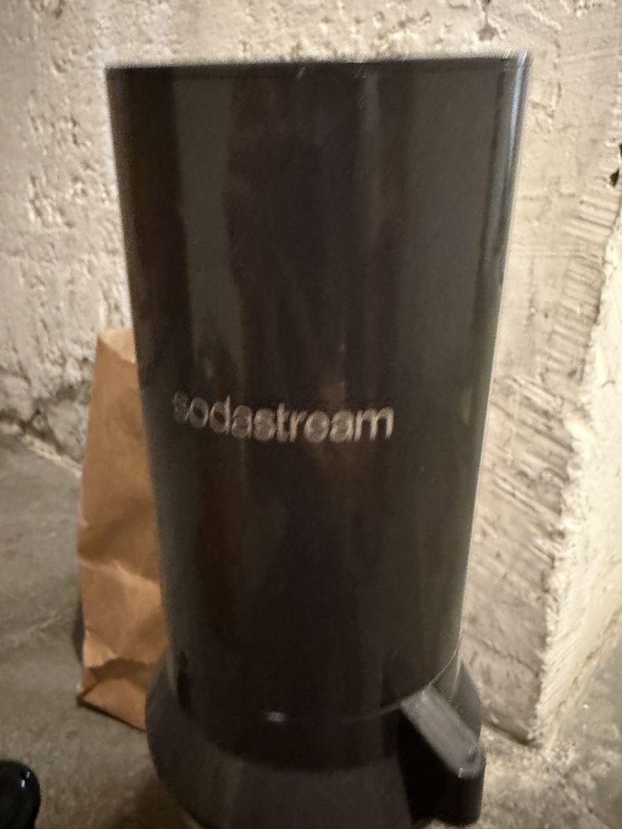 Sodastream Elettrodomestici da cucina: SodaStream Wassersprudler mit Glasflasche  – Usato da Zürich venduto da Coco.swiss 2
