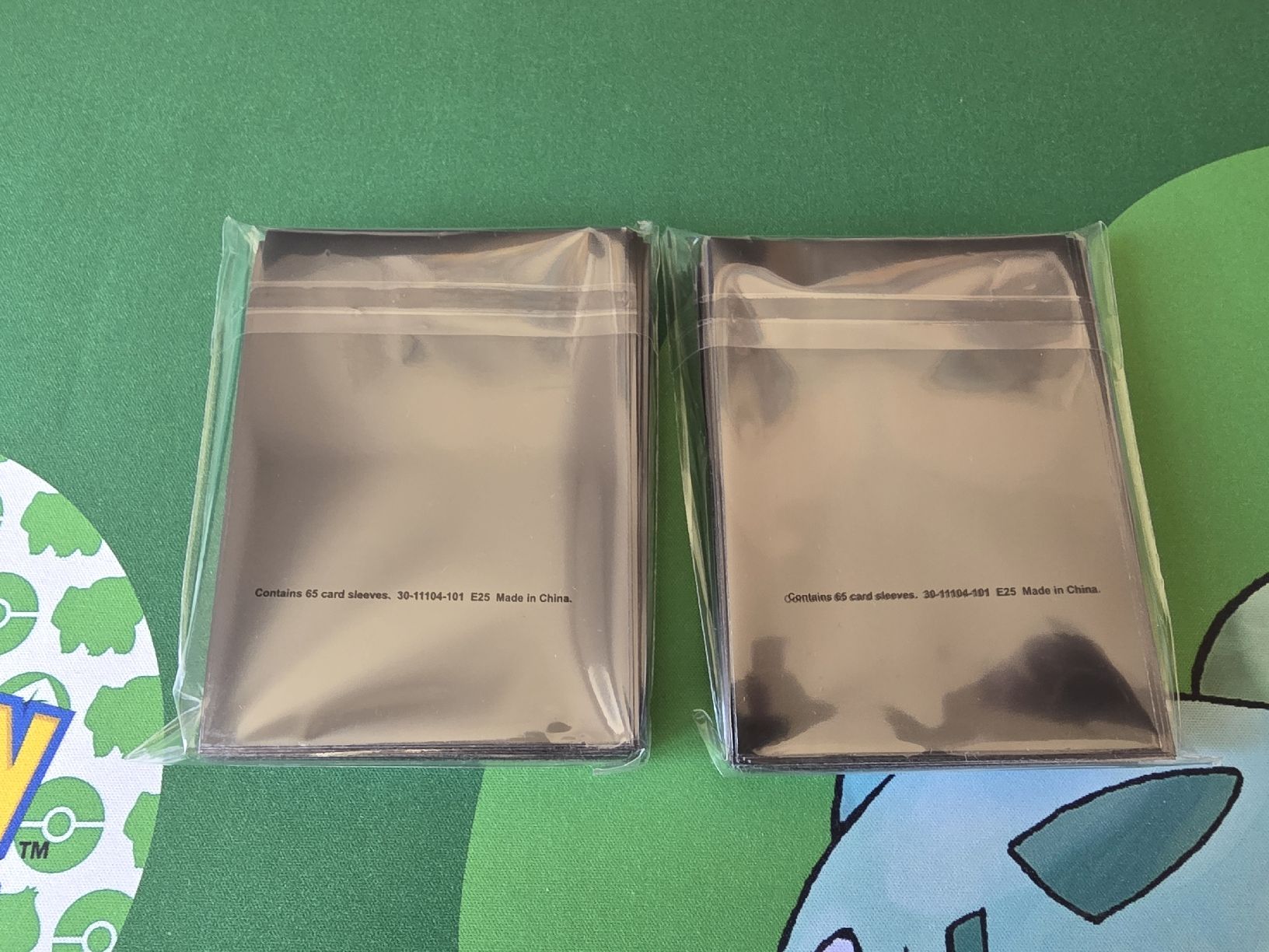 Pokémon Carte collezionabili: Pokemon Charizard Sleeves 2 Packungen NEU – Nuovo (secondo la descrizione) da Gossau SG venduto da worklifebalance 1