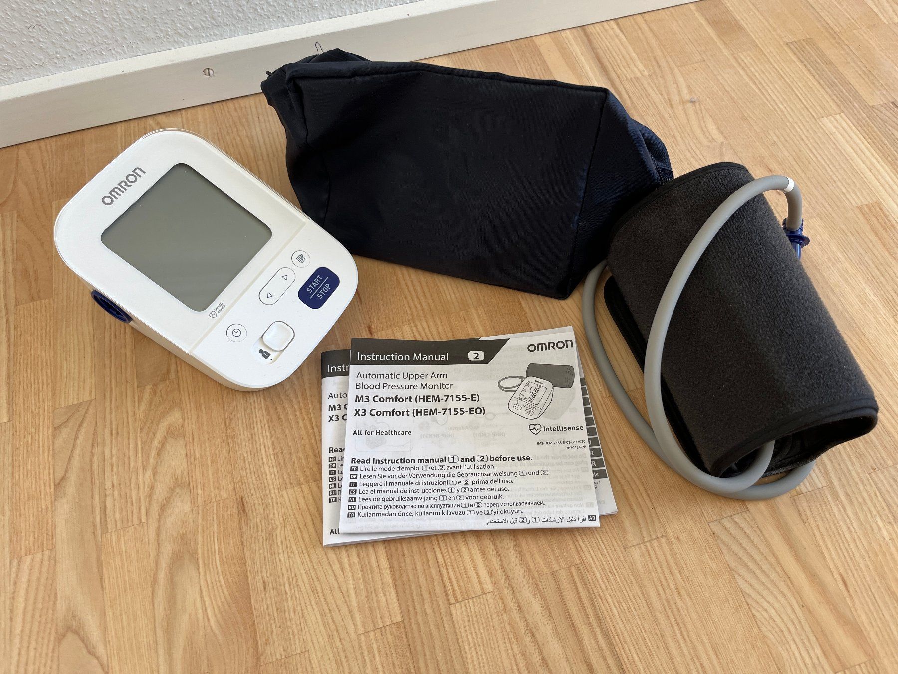 Omron Attrezzature mediche: Blutdruckmessgerät – Usato da Winterthur venduto da bwe_9hgk