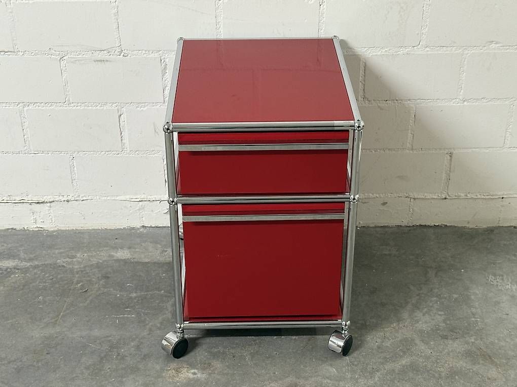 USM Eléments de bureau: USM Haller Korpus Rot – D'occasion à Dietikon par Kumar_Occasionen