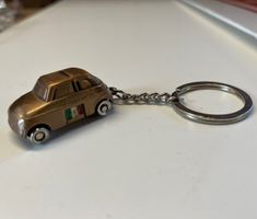 Fiat 500 Schlüsselanhänger Metall 40mm