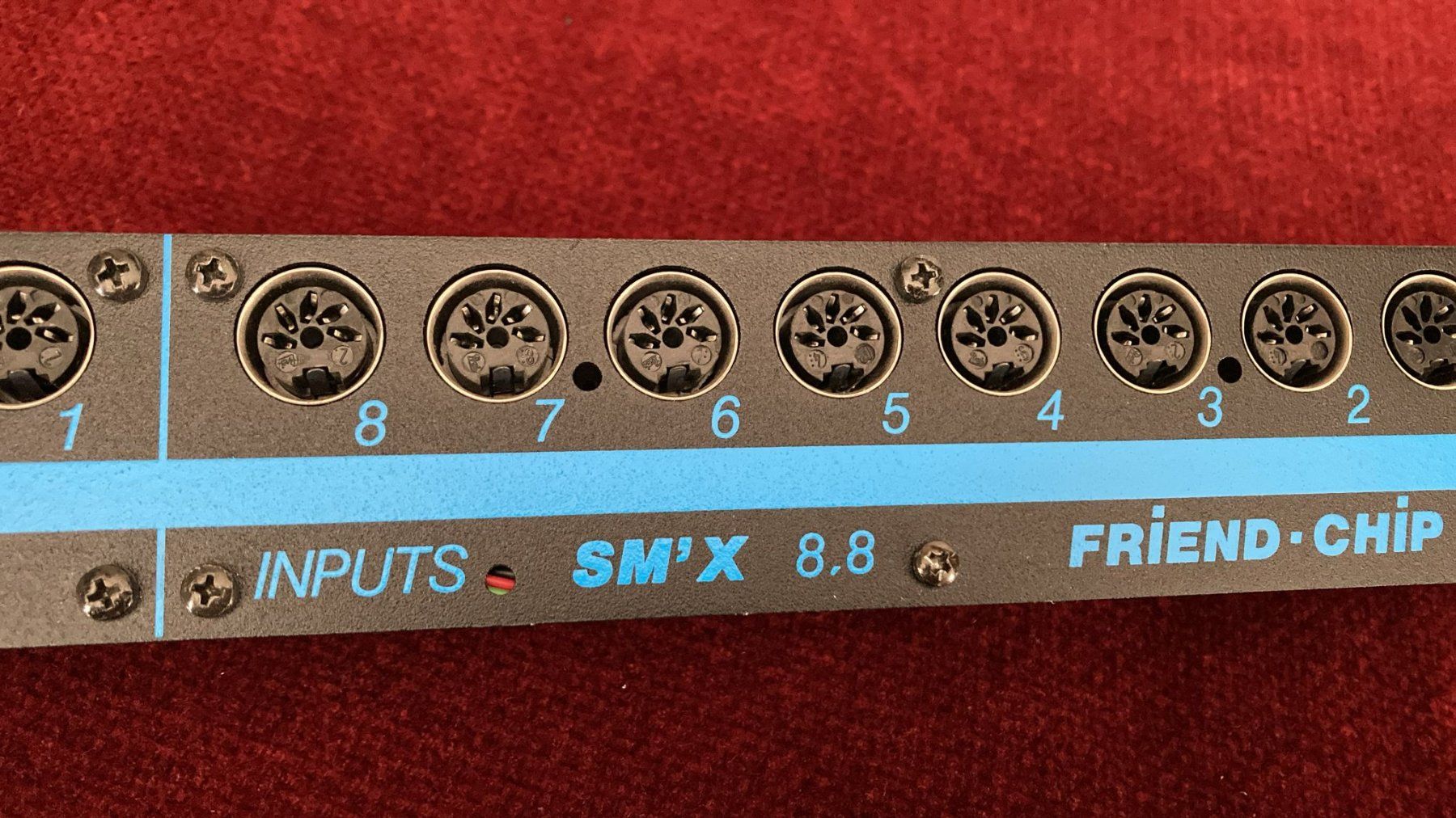 Strumenti musicali: Interface Friend-Chip SM'X 8.8 MIDI Patch Bay – Usato da Dietikon venduto da Rima57 6