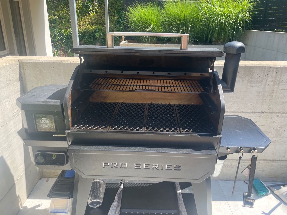 Griglie: Pit Boss Pro Series Pellet Grill  – Usato da Buckten venduto da H_wyss1987 2