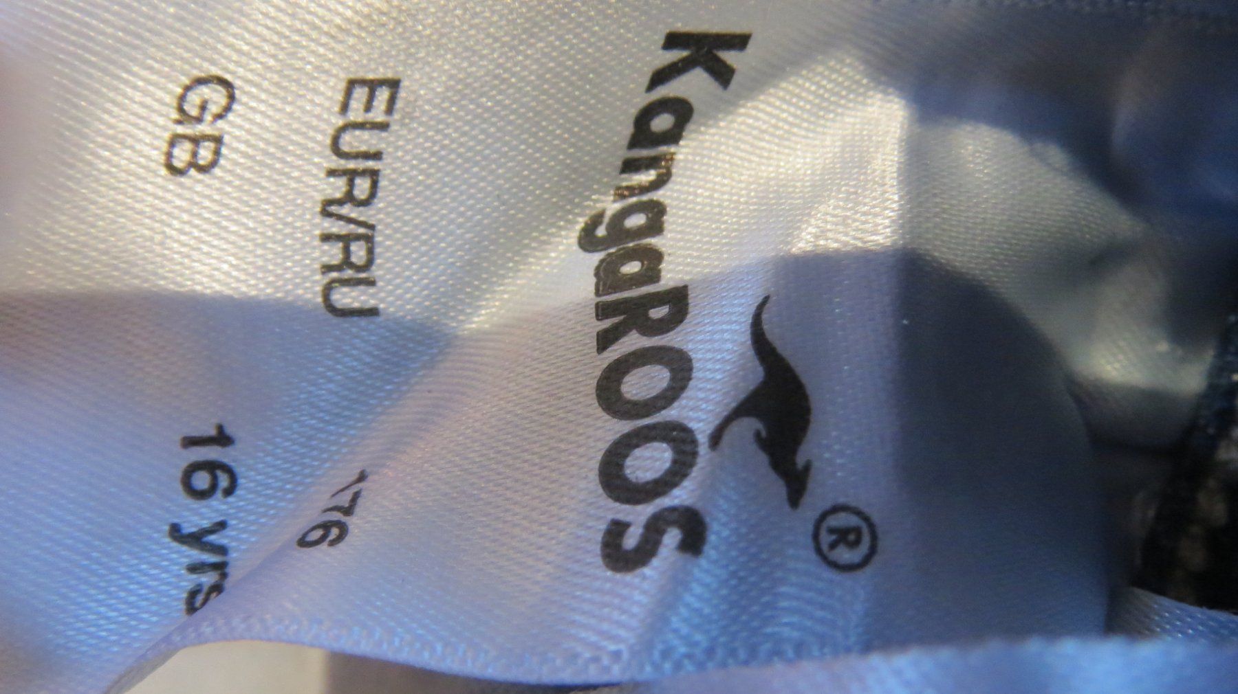 Pantaloni: KangaROOS Jeans, Top Zustand – Usato da Utzenstorf venduto da plus01 3