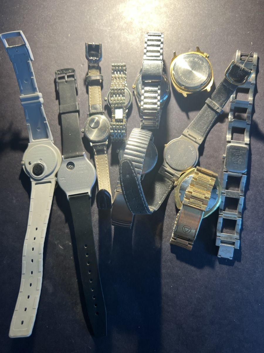 Orologi: Uhren für Bastler – Usato da Laufen venduto da groove60 1