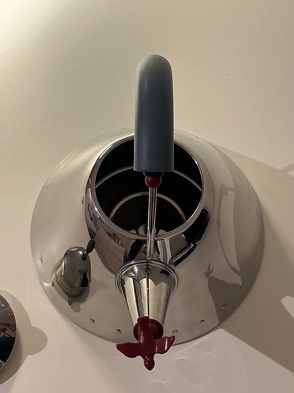 Alessi Bollitori: Alessi 9093 Bird Kettle  Michael Graves – Usato da Richterswil venduto da noa_q7yd 3