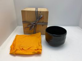 Teeschale Japan Chawan Keramik-  20. Jh. „Raku"