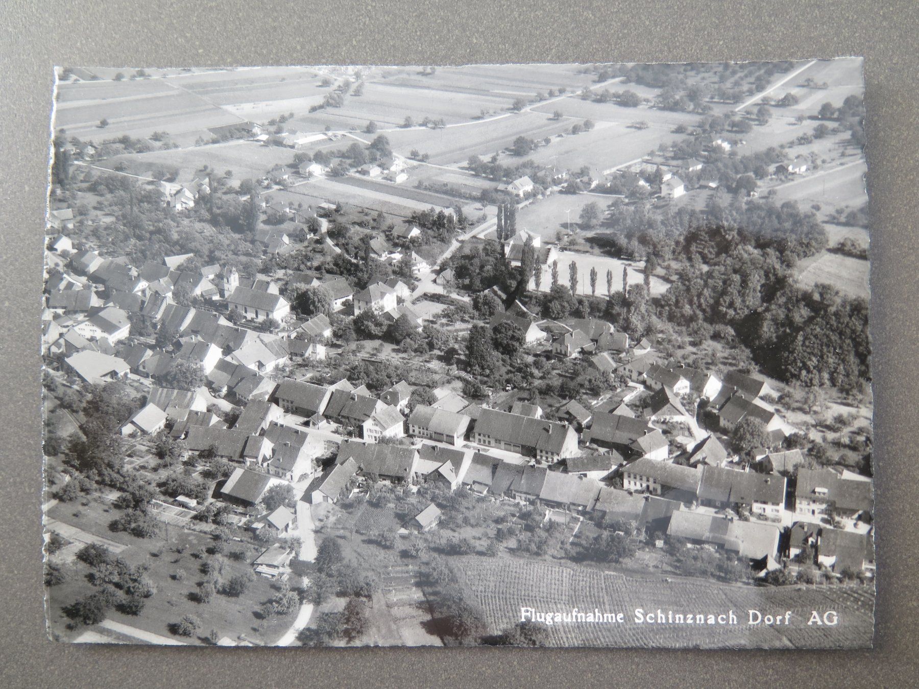 Cartoline postali: SCHINZNACH DORF - FLUGAUFNAHME – Usato da Wittenbach venduto da lipasal