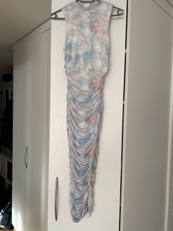 Sommerkleid lang gerafft mit Blumenmuster mehrfarbig