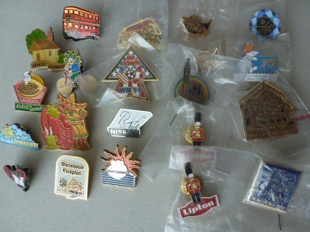 Placchette & Badge: Pins – Nuovo e nell'imballaggio originale da Luzern venduto da Ankerli 3