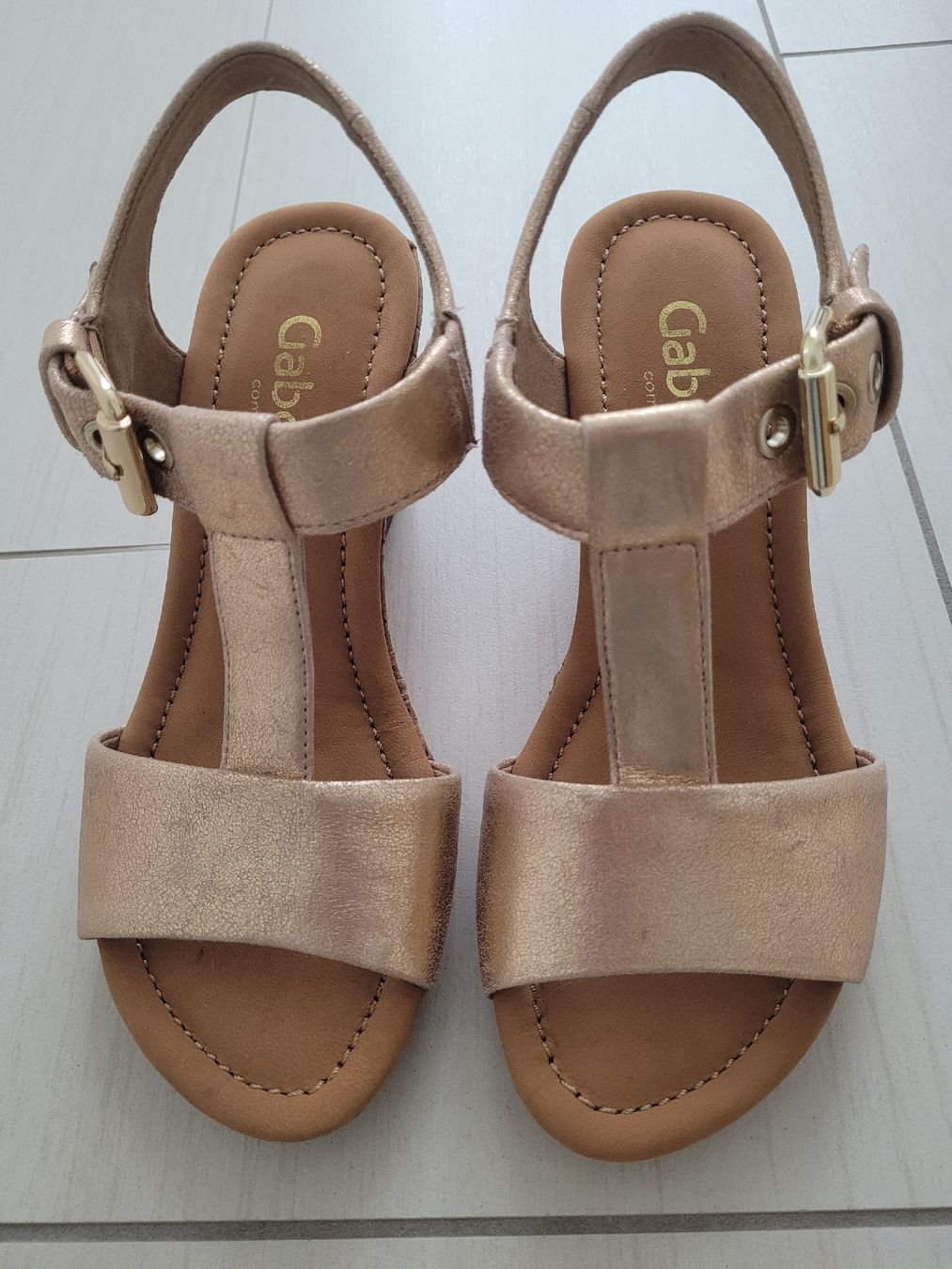 Gabor Damenschuhe: Gabor Sandale NEU 37 4 – Neu (gemäss Beschreibung) aus Berneck von zauberfeee