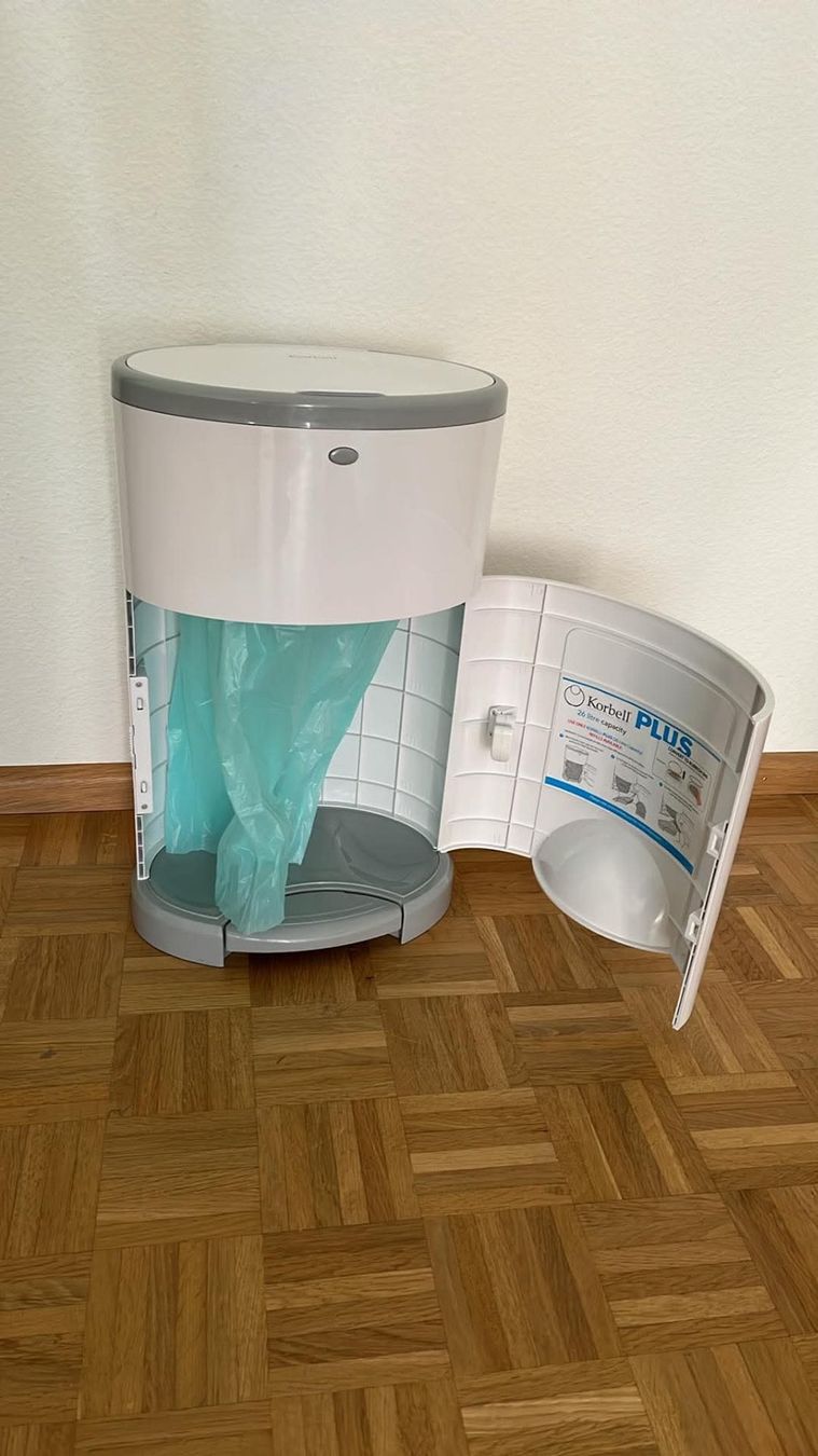 Poubelles: Korbell Plus Diaper Bin 26L – D'occasion à Riehen par clau.m 2