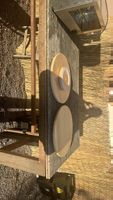 Zwei Drehteller aus Holz rund 