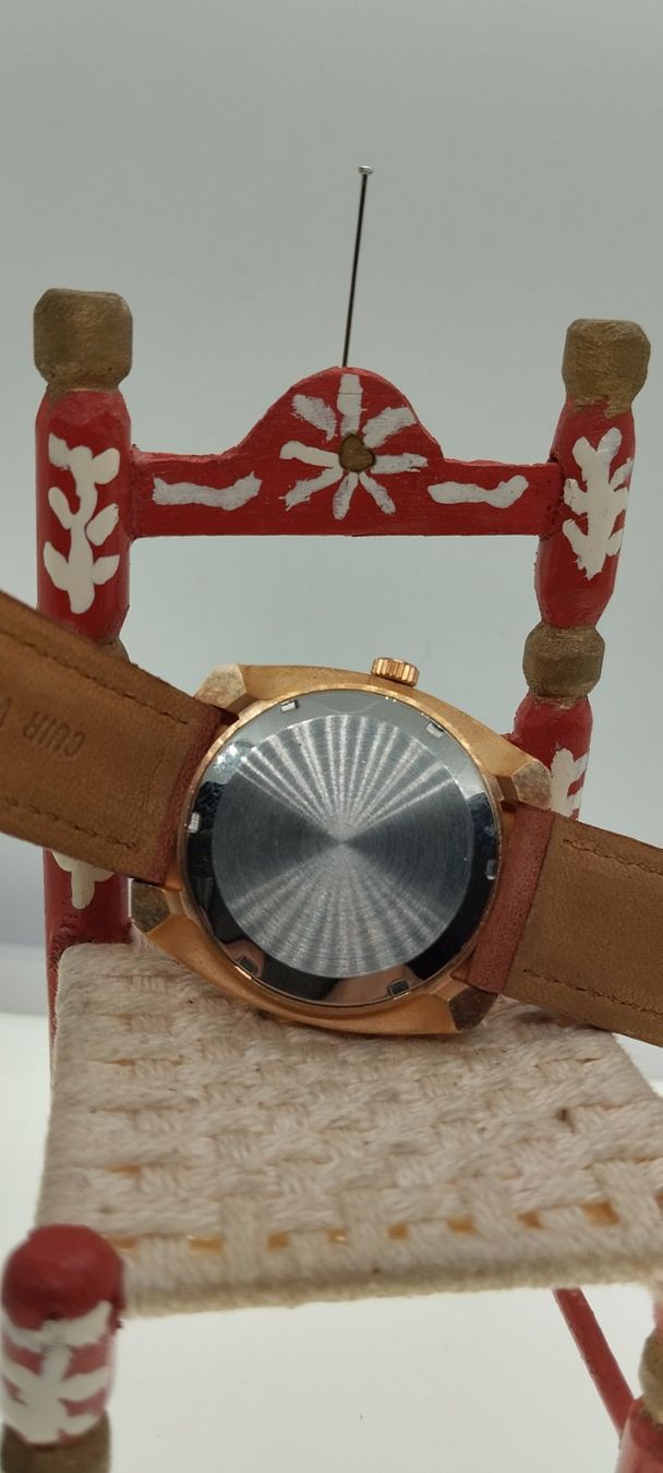 Uhren: Montre cosmos – Gebraucht aus La Chaux-de-Fonds von jac_9llg 6