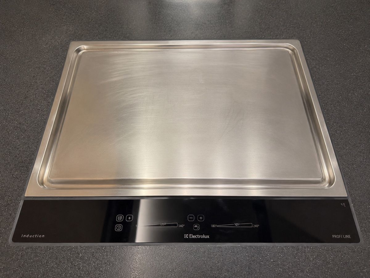 Electrolux Elettrodomestici da cucina: Electrolux Teppanyaki Grillplatte TY58TSICN ProfiLine – Usato da Oberhasli venduto da hulu4711