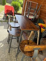 Bartisch mit 6 Stühlen