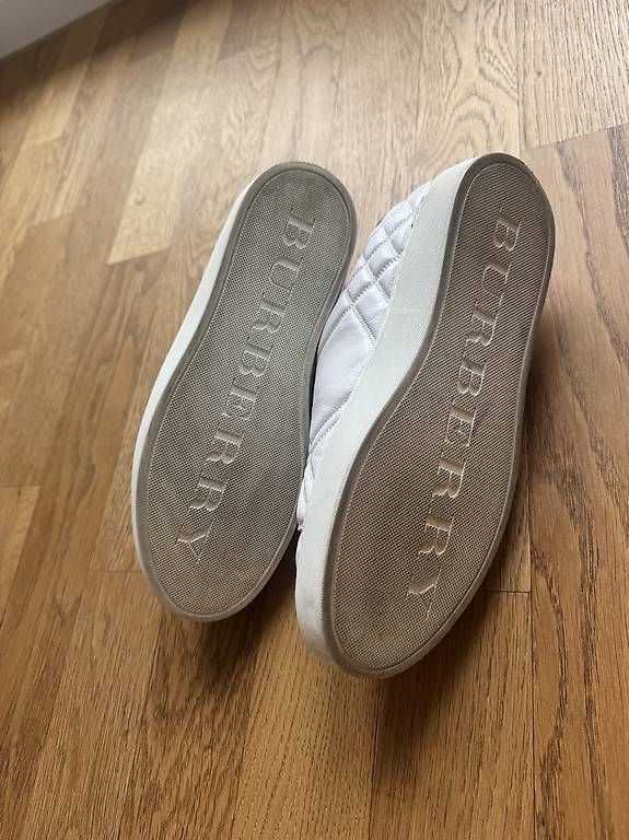 Scarpe da donna: Burberry Sneakers Size 36 – Usato da Erlenbach ZH venduto da mau_sk2v 4