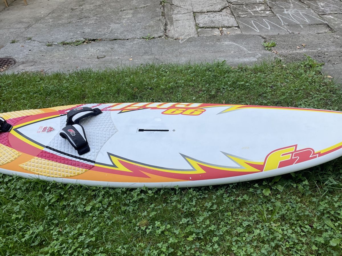 Planches de surf: Windsurfbrett F2 Chilli 99l – D'occasion à Kerns par iva_ytj7