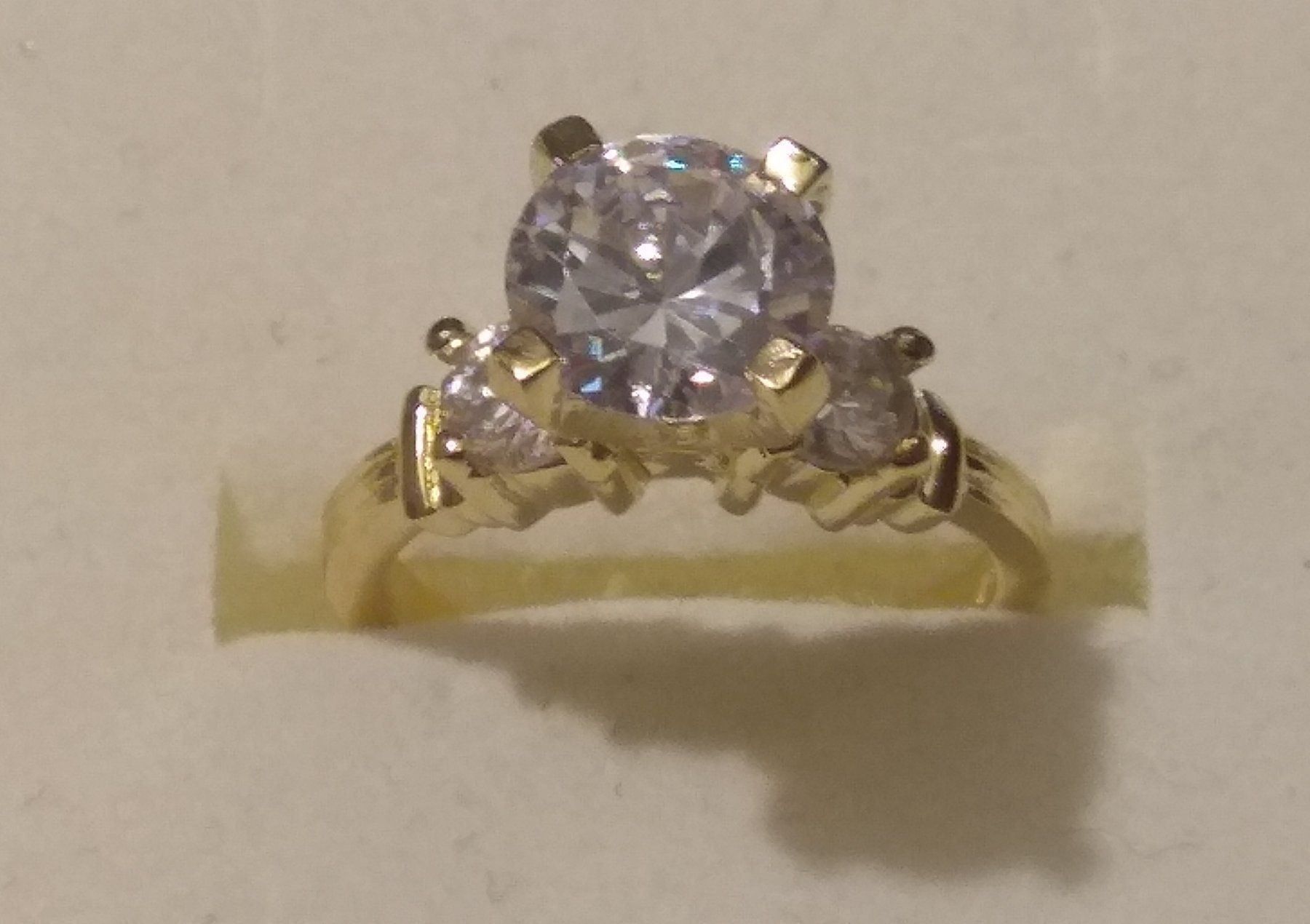 Ringe: Traumhafter vergoldeter Zirkoniaring Gr. 54 – Neu und originalverpackt aus Münchenbuchsee von Daniel0133