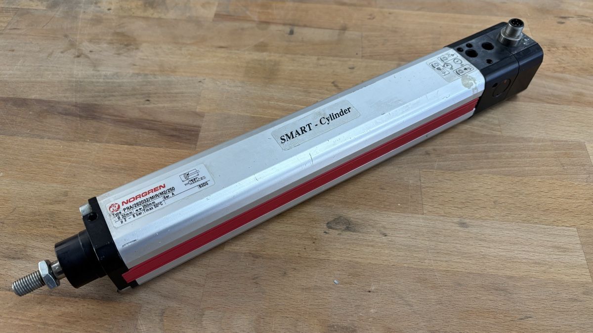 Altri prodotti elettronici: Pneumatikzylinder Norgren – Usato da Aeschi b. Spiez venduto da zungu71
