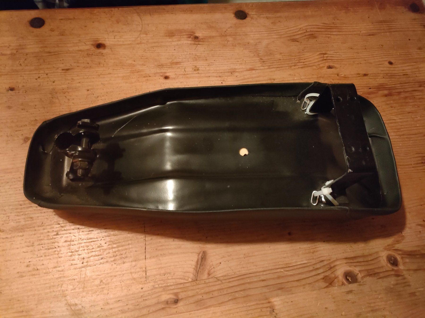Parti ricambio per ciclomotori: Neuwertiger grosser Bänklisattel für Moped oder Mopfa – Nuovo (secondo la descrizione) da Romanshorn venduto da Kattamaran 4