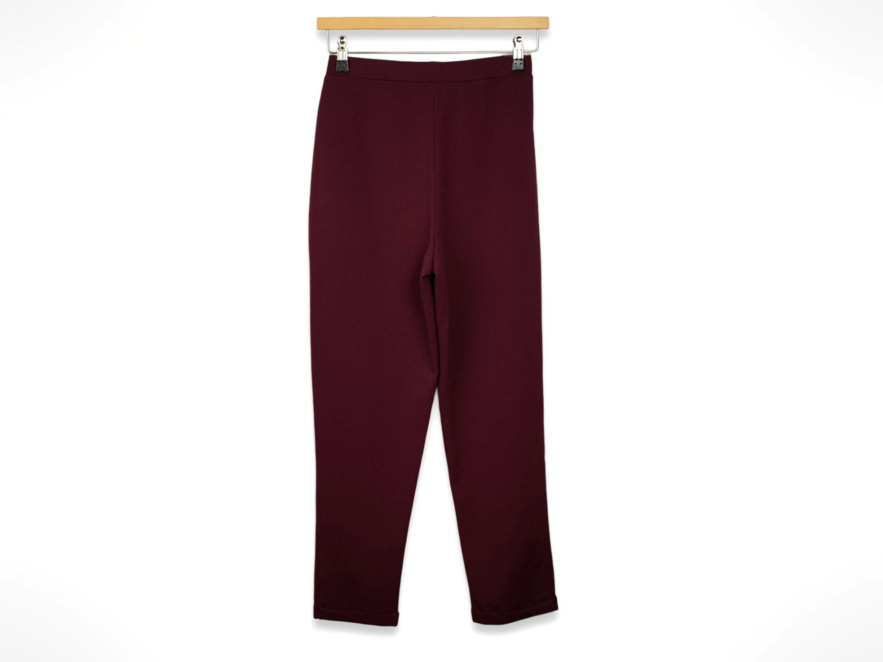 Mango Pantaloni: MANGO Bundfaltenhose weinrot Gr. S – Usato da Suhr venduto da Restwert_Suhr 1