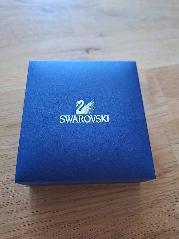 Swarovski Orecchini pendenti & Orecchini a lobo: Swarovski Ohrstecker Herz – Nuovo e nell'imballaggio originale da Rüti ZH venduto da pep_l9zp 2