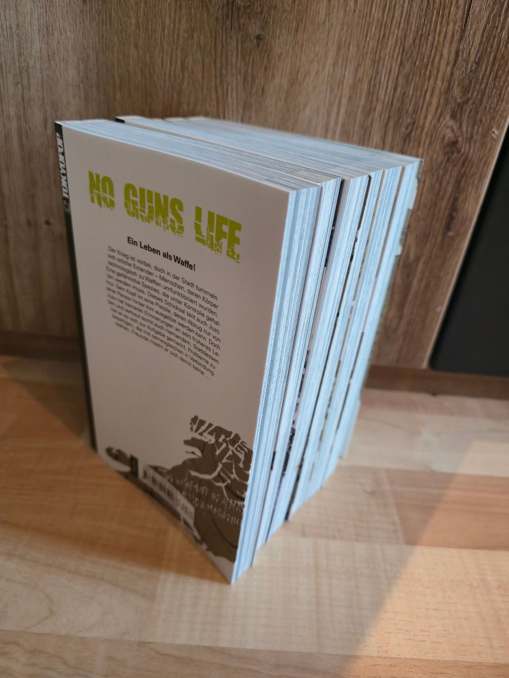 Fumetti: No Guns Life Band 1 - 6 – Usato da Ammerswil AG venduto da han_tw2y 2