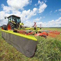 Claas Raccolta foraggio grezzo: Kreiselschwader CLAAS Liner 370 – Nuovo (secondo la descrizione) da Alpnach Dorf venduto da Wigger-Service