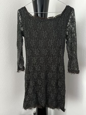 Spitzenkleid Gr36 grau