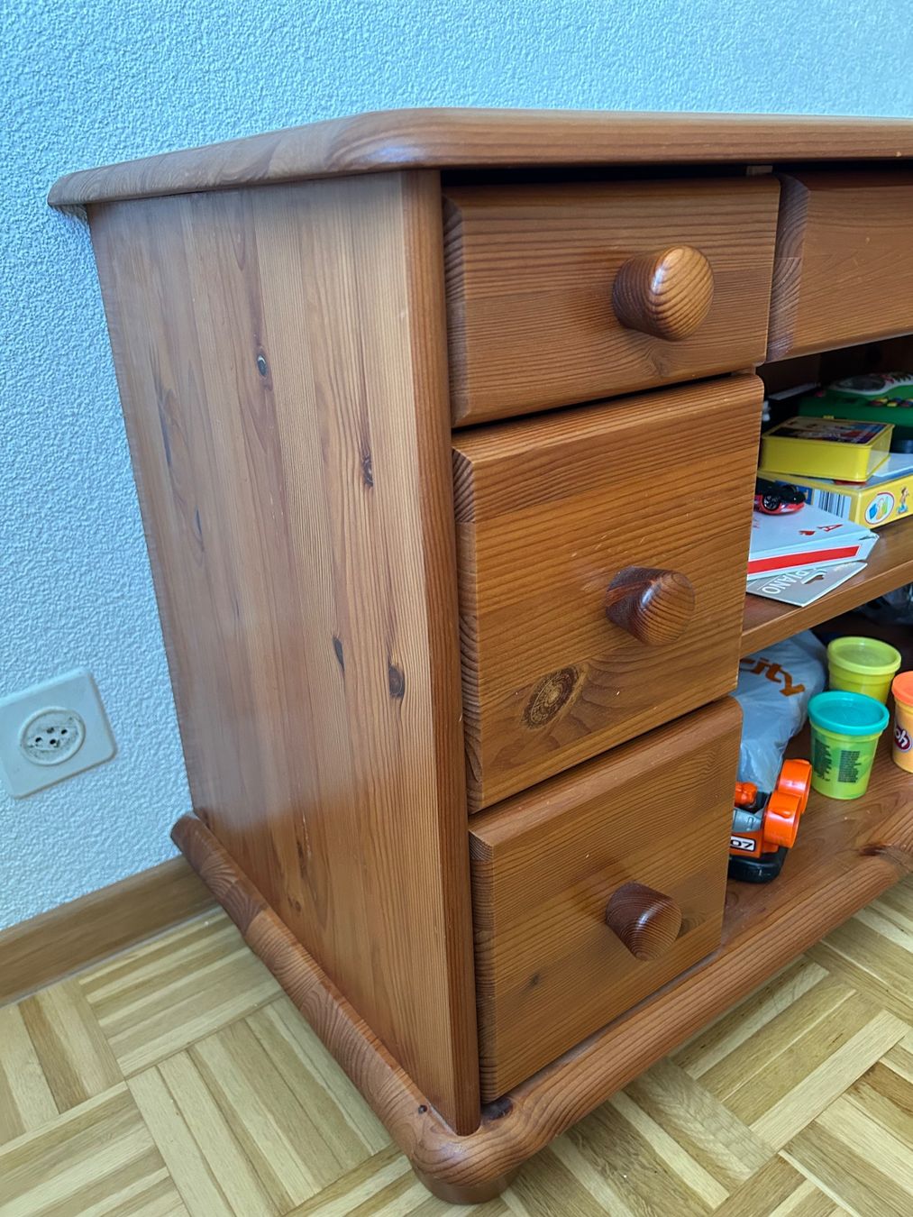 Commodes: Kleine Holzkommode – D'occasion à Zürich par erm_26gh 1