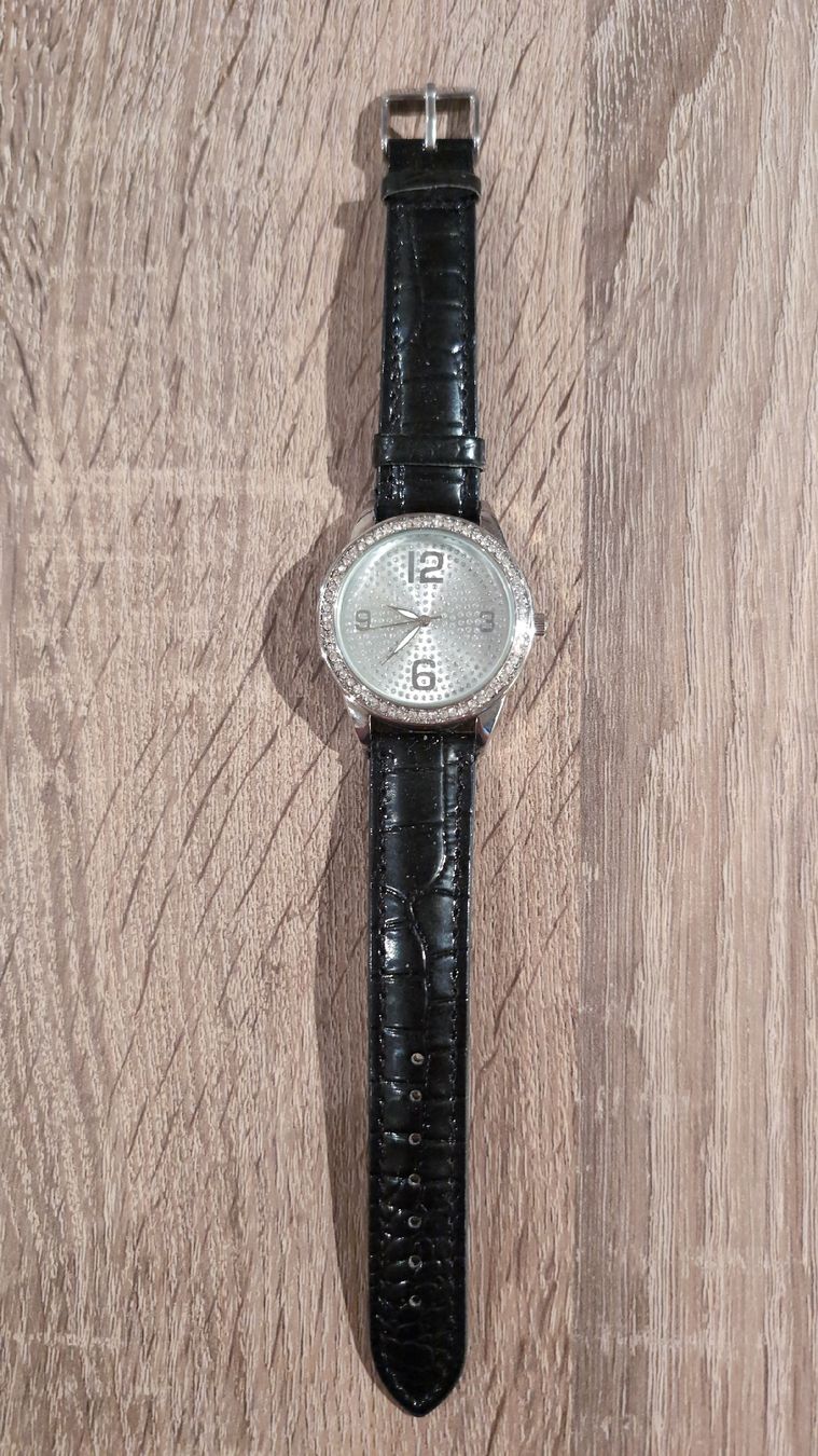 Uhren: Bijou Brigitte Damenuhr, elegantes Design! – Gebraucht aus Rorschach von Obi-Wan85