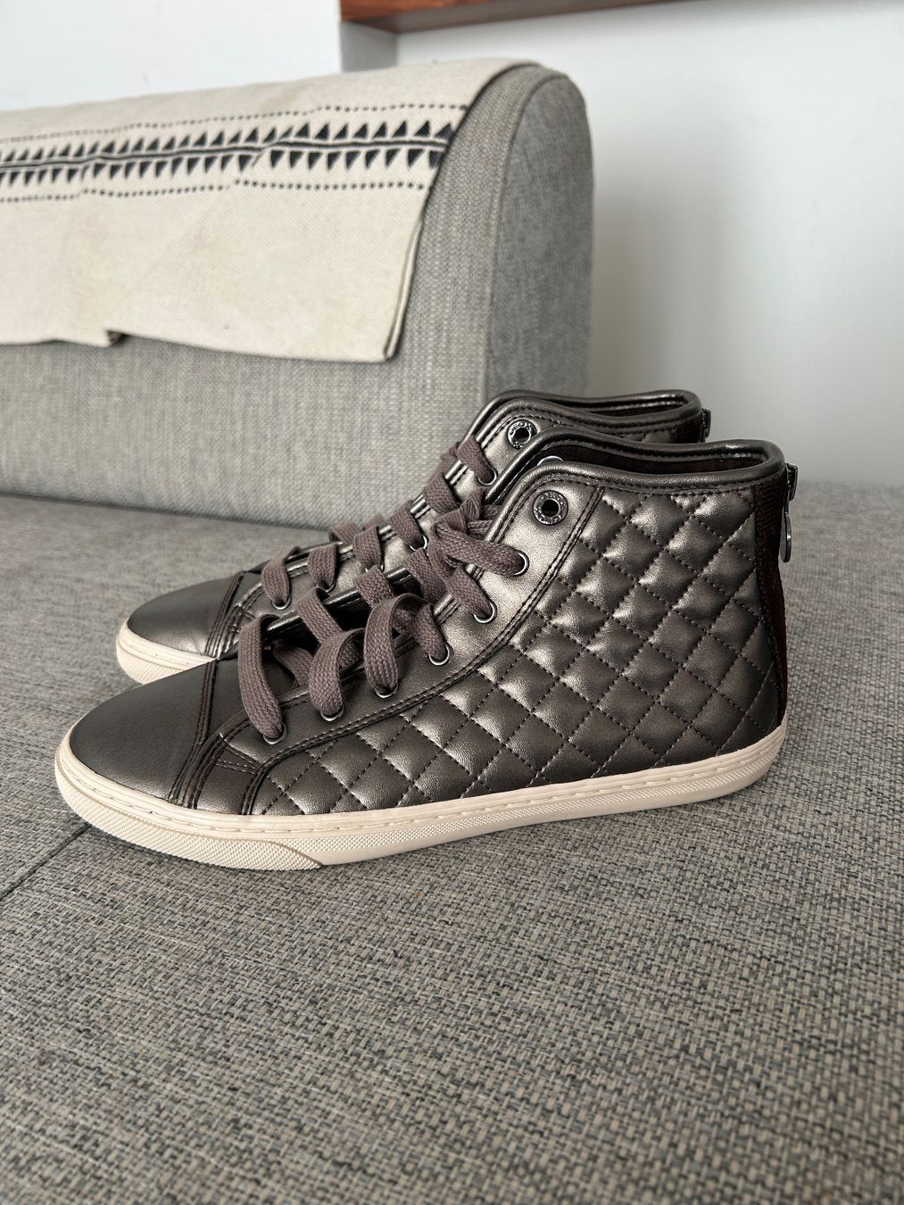Geox Scarpe da donna: Geox Respira Sneaker - Gr. 39 – Usato da Illnau venduto da Monkky