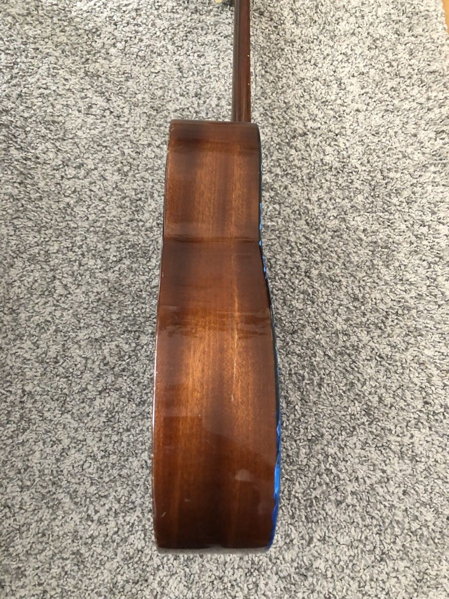 Tutte le decorazioni: Handbemalte Gitarre – Usato da Zürich venduto da sel_9kd 4